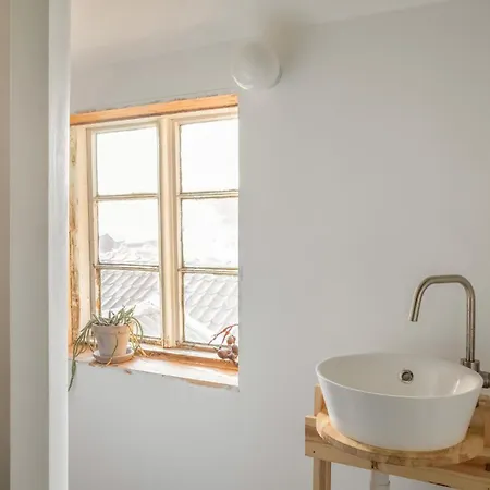 Apartment Beautiful In With House Sea View Vanse